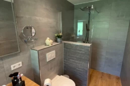 Maslinski in Dortmund: Wir statten Ihr Bad mit RenoDeco aus!